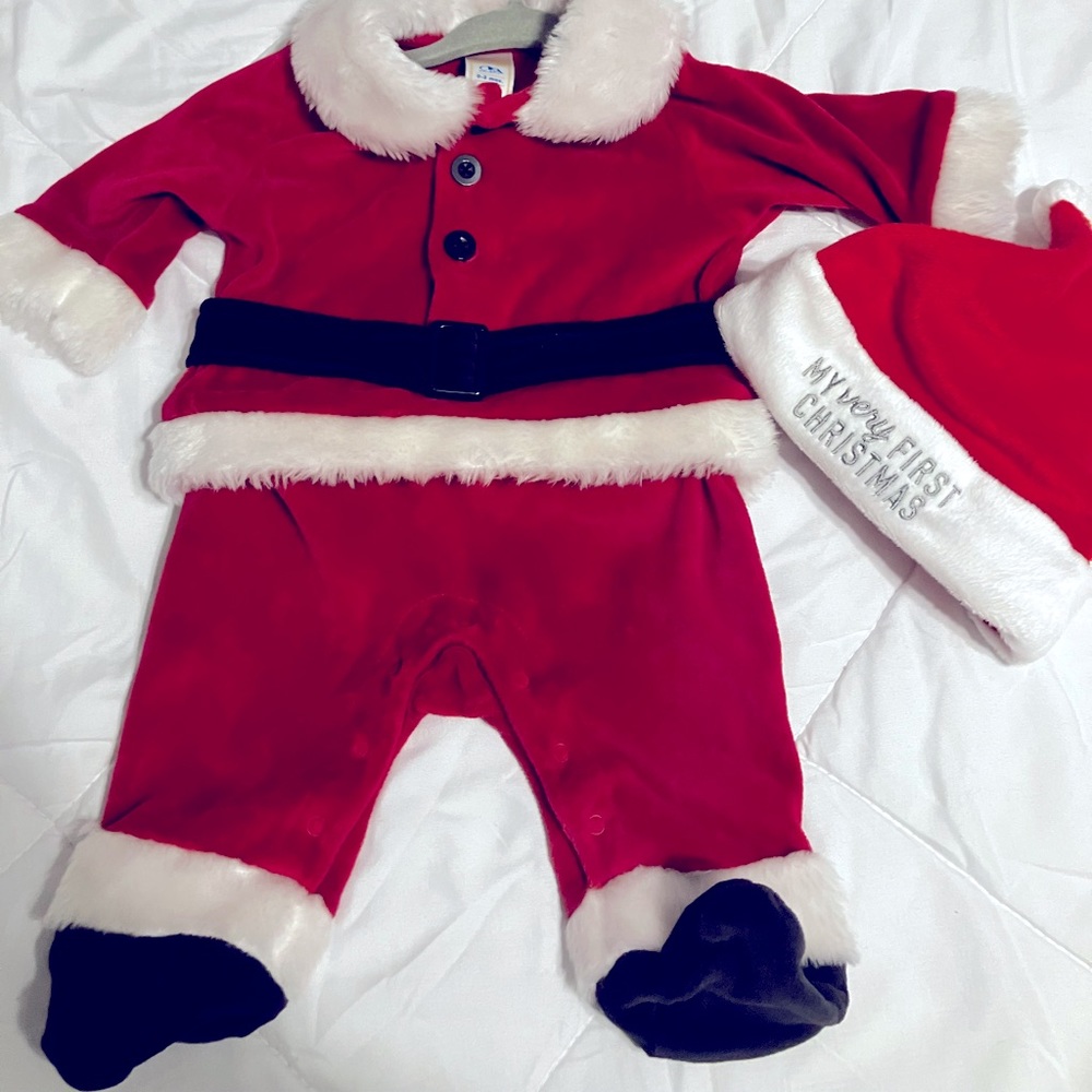 0-3m Santa suit and hat